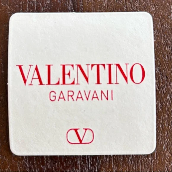 VALENTINO Unique Gunmetal Elegant Jewelry Piece - Picture 11 of 16